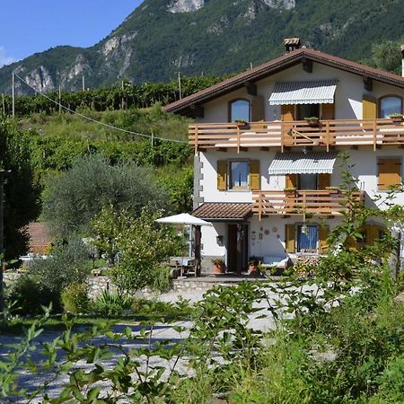 Ca Ulivi Bed and Breakfast Ala Εξωτερικό φωτογραφία