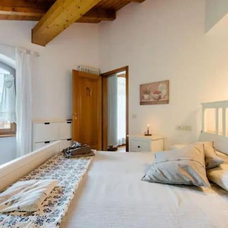 Ca Ulivi Bed and Breakfast Ala Εξωτερικό φωτογραφία