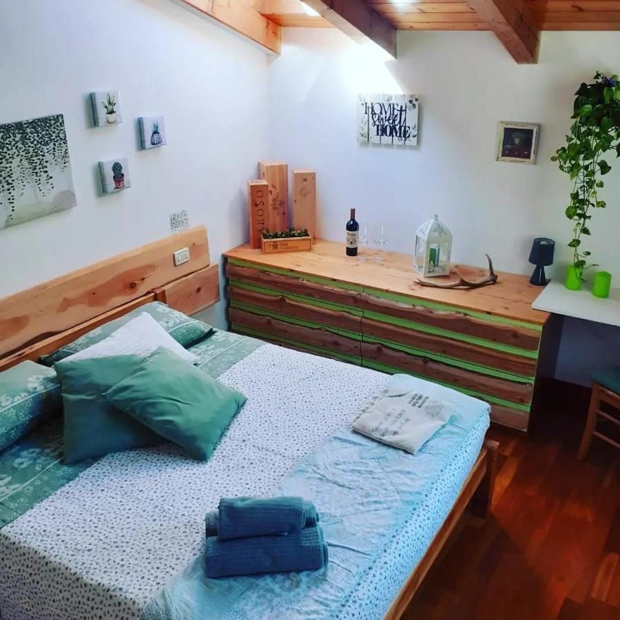 Ca Ulivi Bed and Breakfast Ala Εξωτερικό φωτογραφία