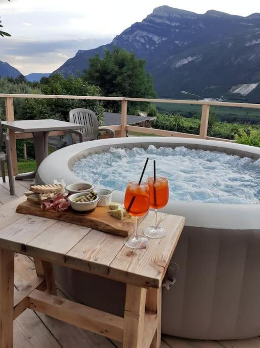 Ca Ulivi Bed and Breakfast Ala Εξωτερικό φωτογραφία