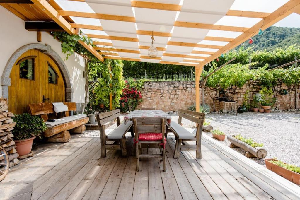Ca Ulivi Bed and Breakfast Ala Εξωτερικό φωτογραφία