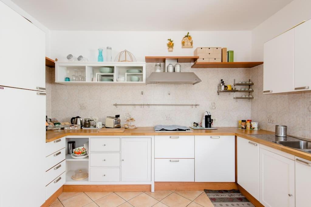 Ca Ulivi Bed and Breakfast Ala Εξωτερικό φωτογραφία