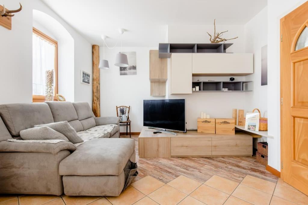 Ca Ulivi Bed and Breakfast Ala Εξωτερικό φωτογραφία